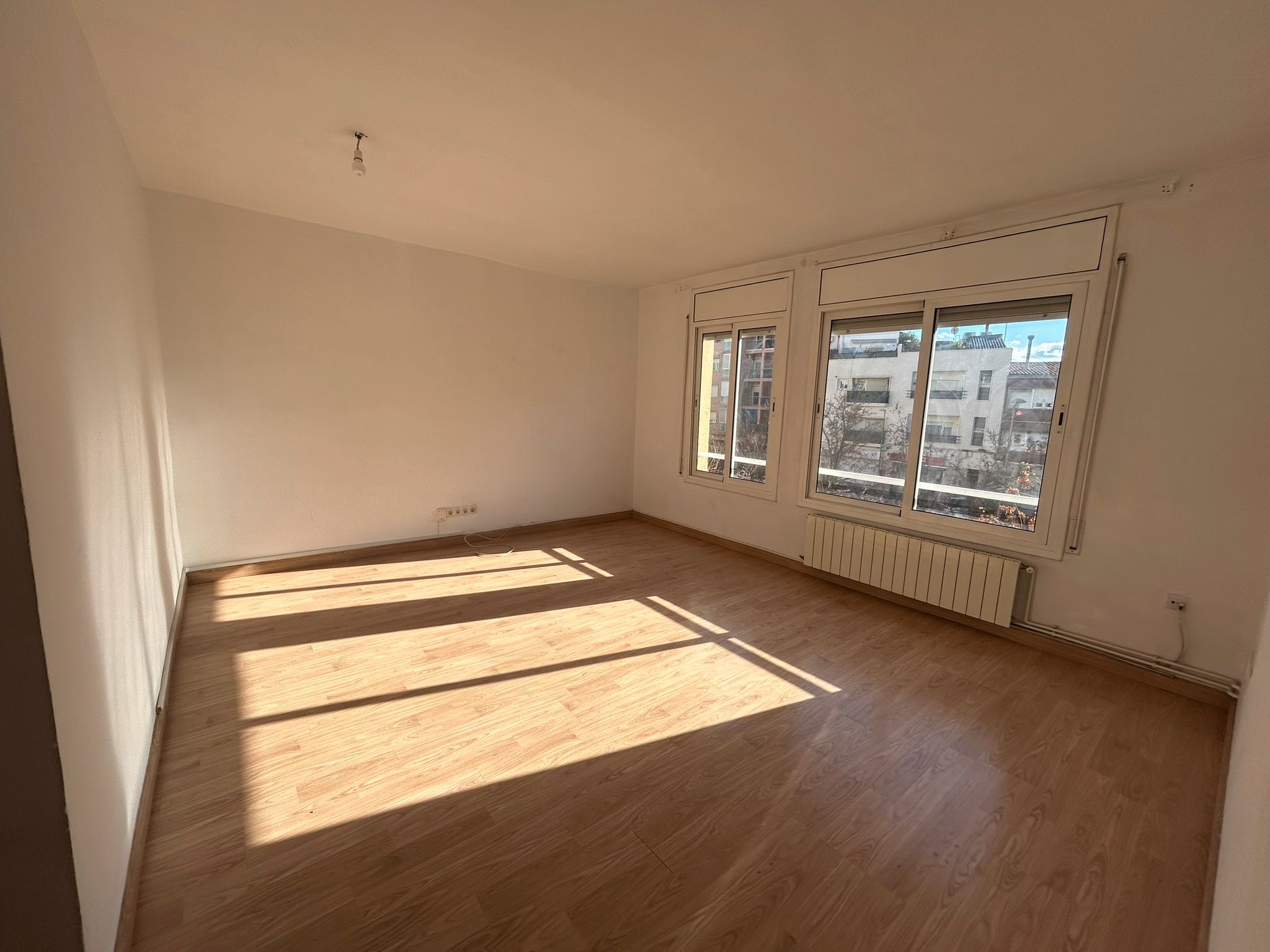 Living room of Flat to rent in Sabadell  with Heating