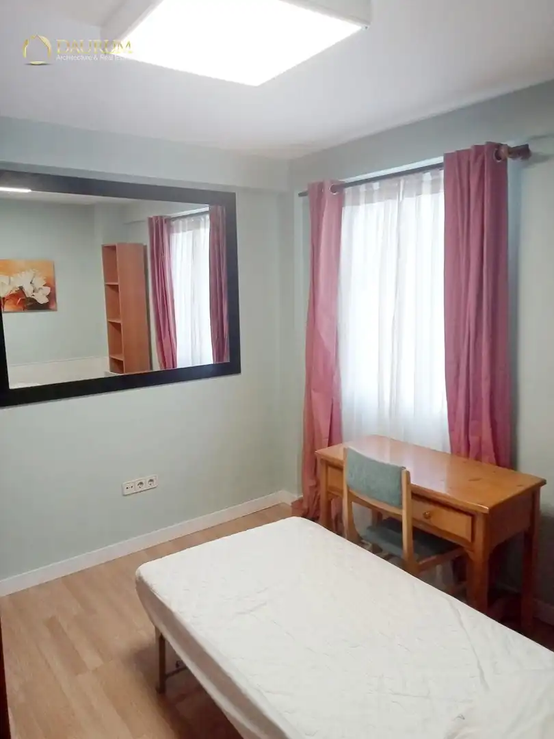 Piso en venta en ALBENIZ, imagen 5