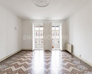 Living room of Apartment to rent in  Barcelona Capital  with Air Conditioner, Heating and Terrace