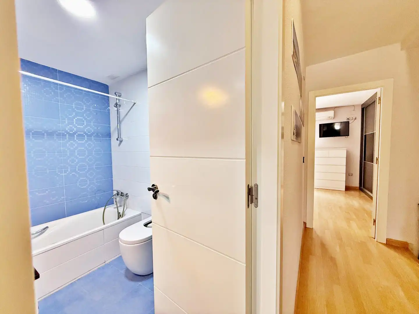Baño de Casa adosada en venta en Paterna con Aire acondicionado, Jardín privado y Trastero