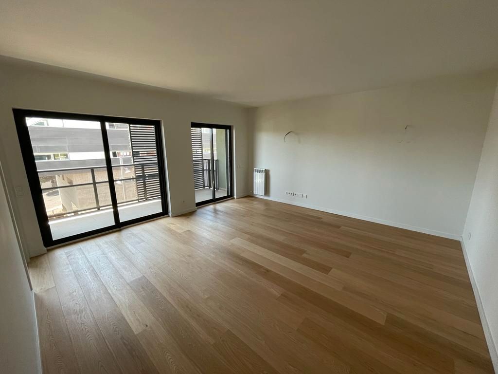 Exterior view of Flat to rent in Sant Cugat del Vallès  with Air Conditioner, Heating and Parquet flooring
