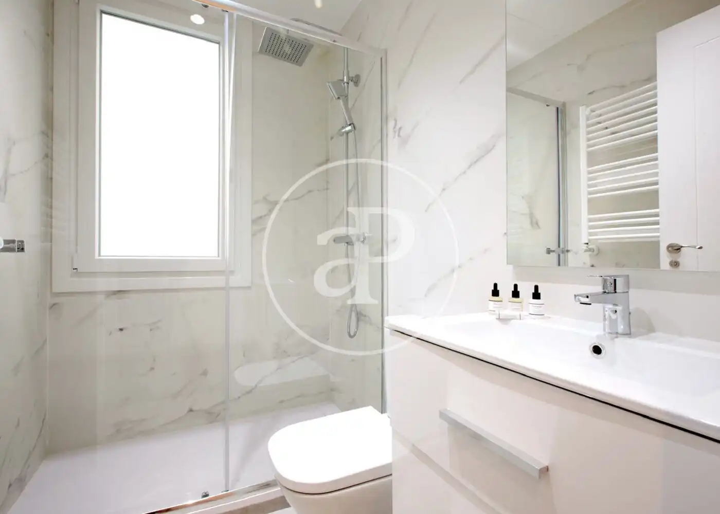 Baño de Piso en venta en Madrid con Aire acondicionado y Calefacción