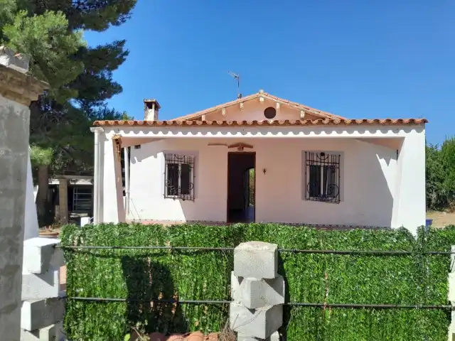Detached house with pool for sale in Montroi / Montroy, imagen 5