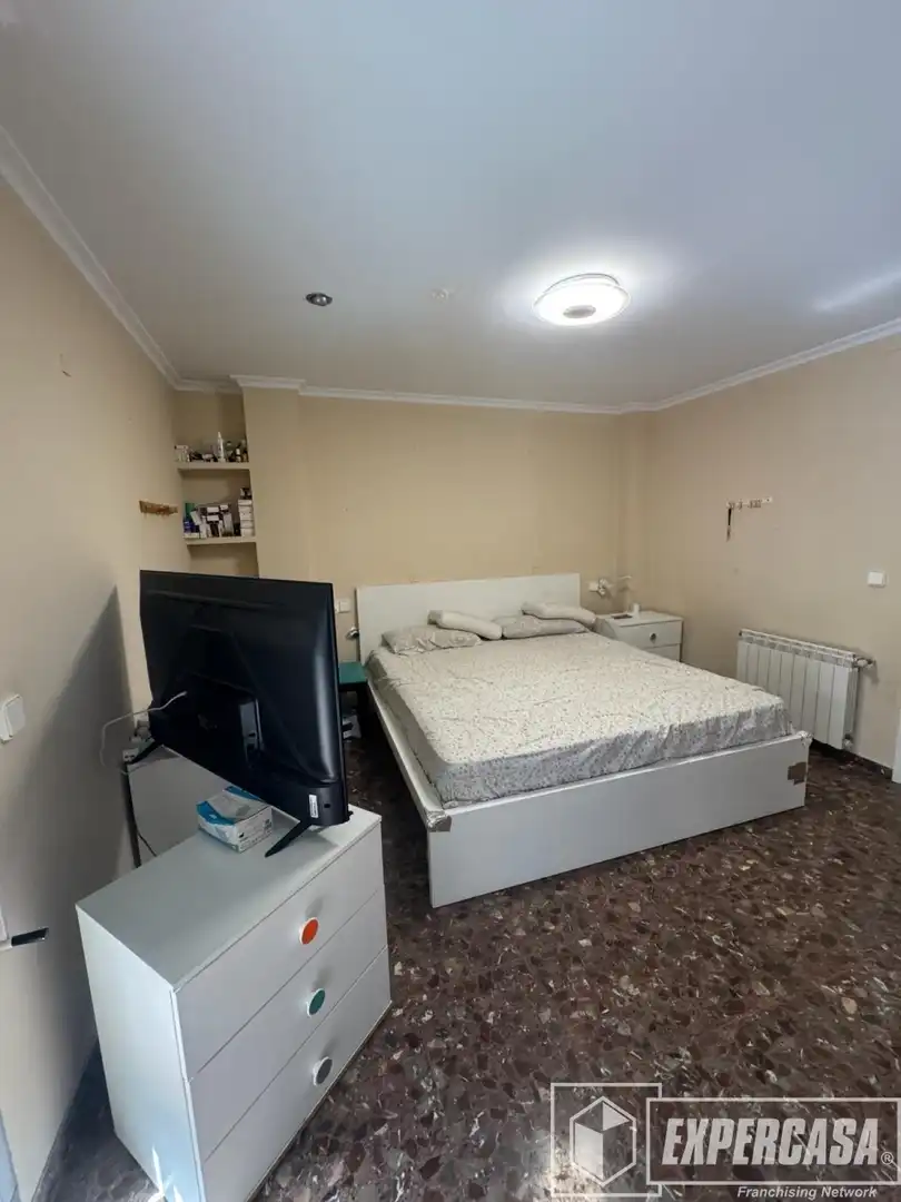 Schlafzimmer von Country house zum Verkauf in Albal mit Klimaanlage und Terrasse