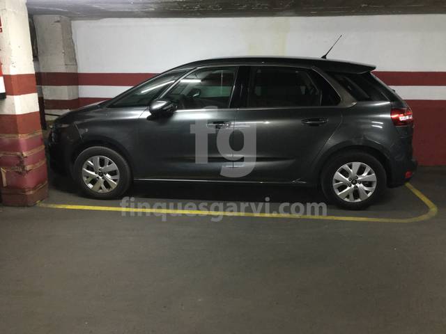 Garaje en Venta en Llobregat en Collblanc