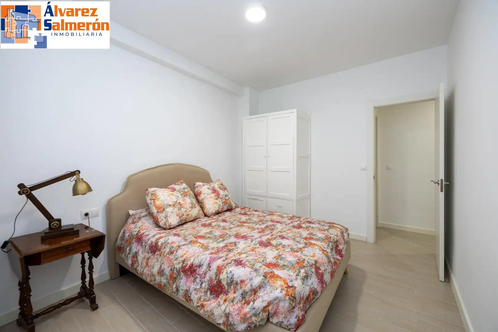 Piso en venta en Calle PEDRO ANTONIO DE ALARCON, Fígares