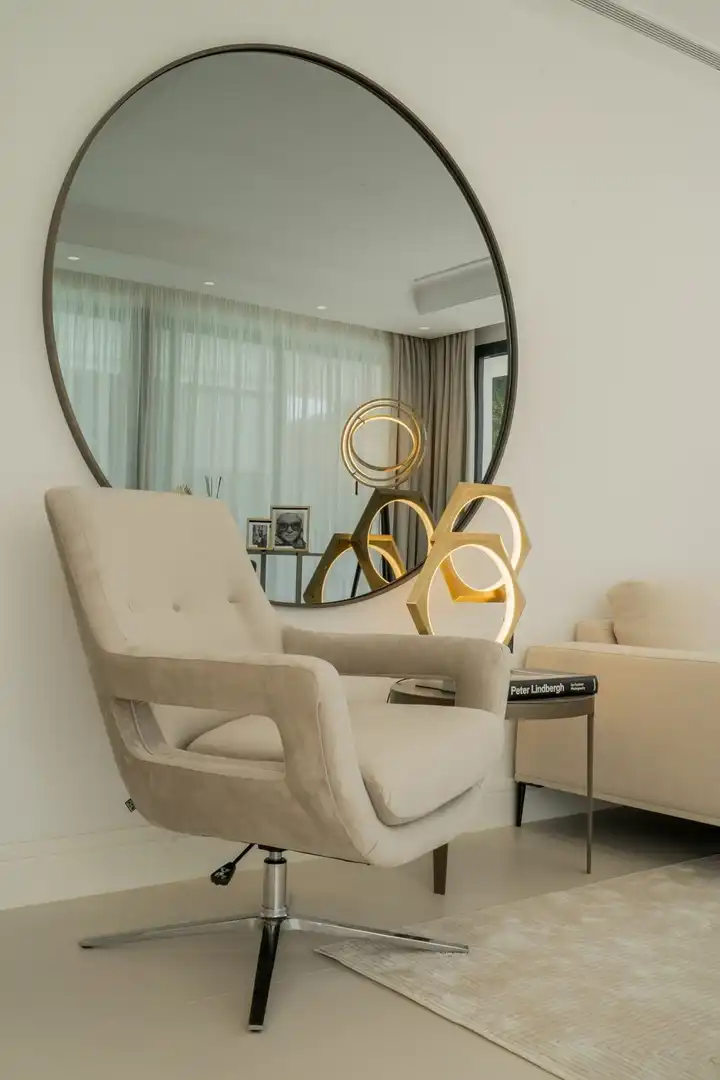 Sala de estar de Casa o chalet en venta en Marbella con Aire acondicionado, Calefacción y Jardín privado