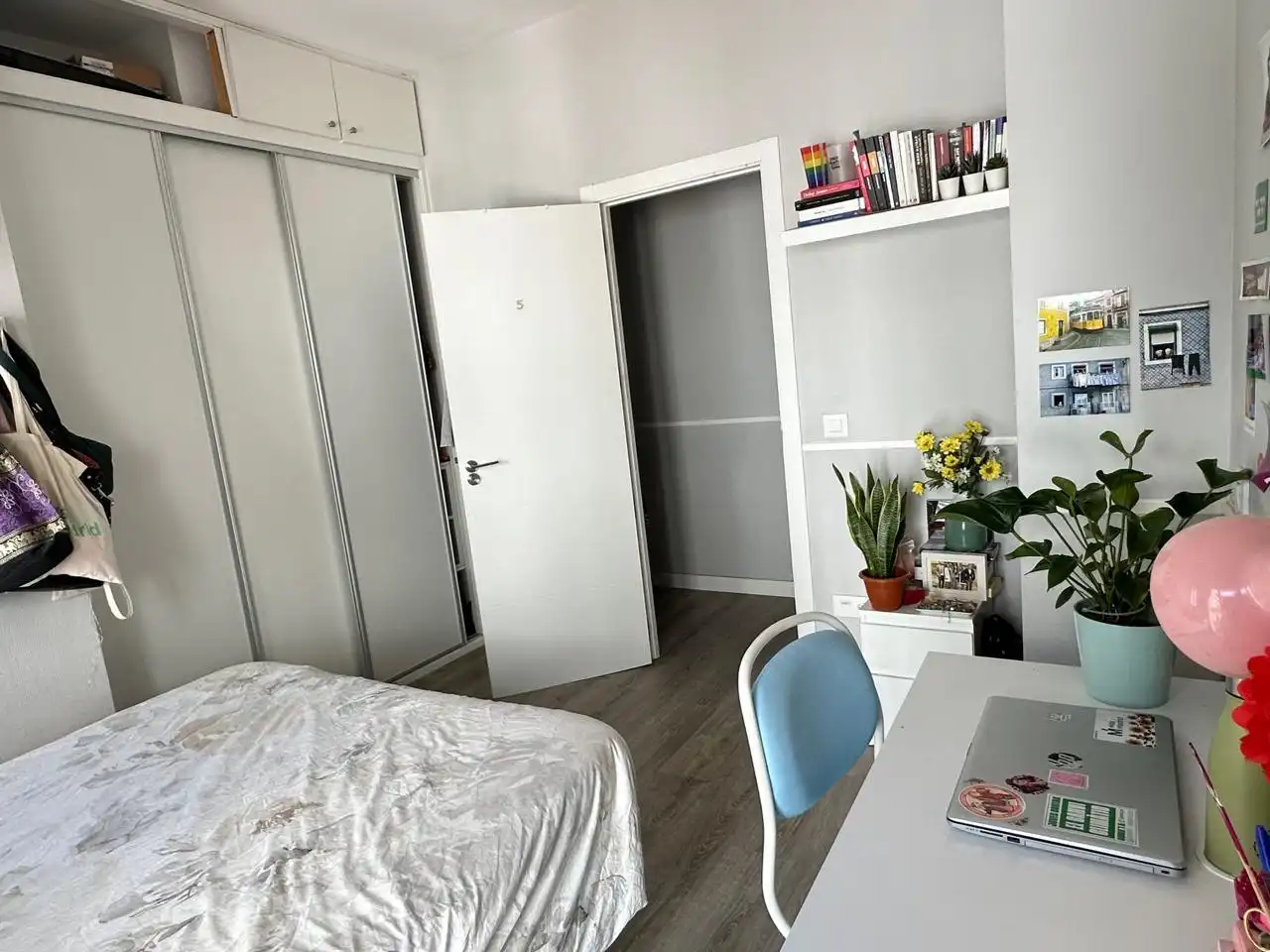 Schlafzimmer von Wohnung zur Miete in Madrid mit Klimaanlage, Möbliert und Balkon
