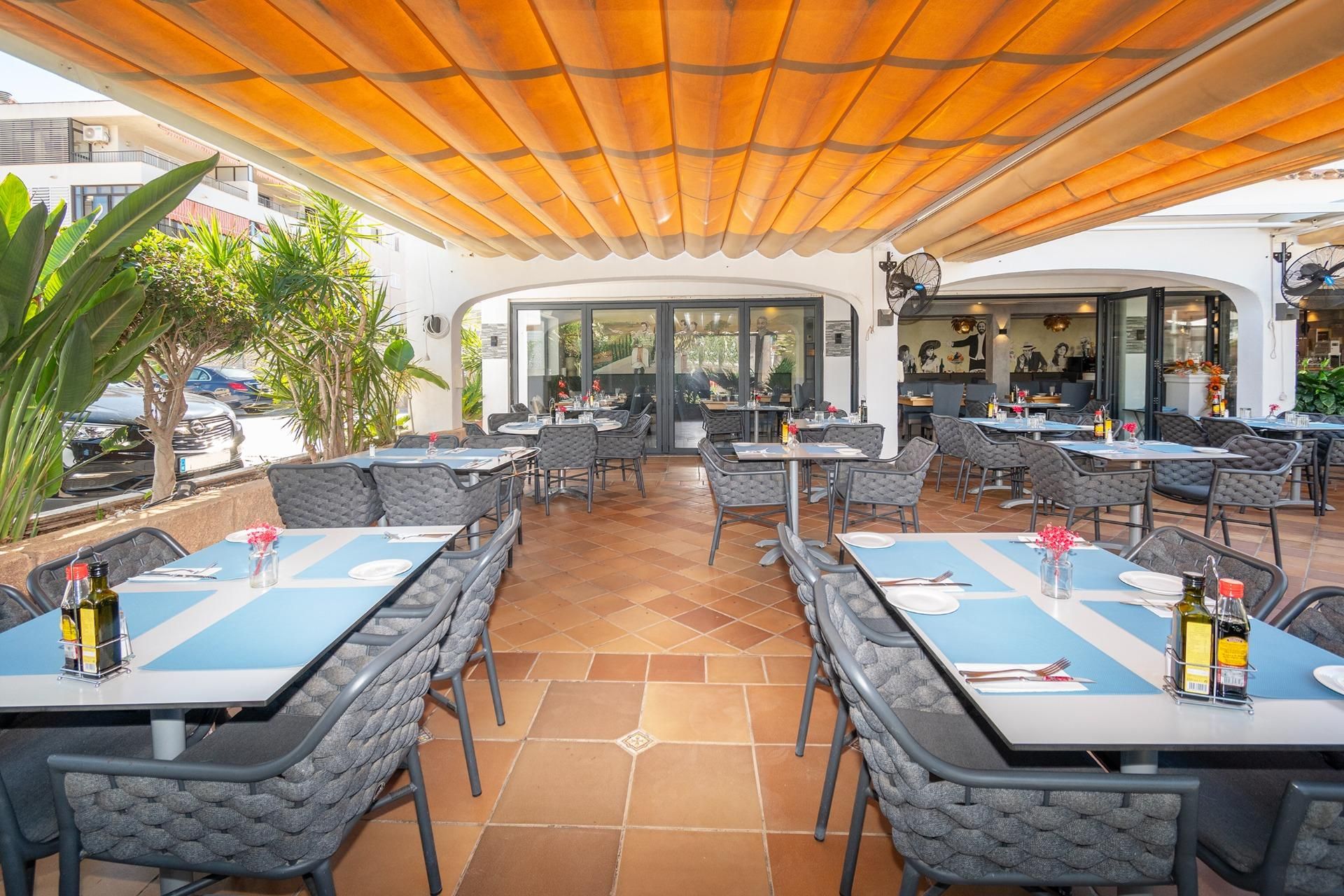 Premises for sale in Calvià  with Terrace