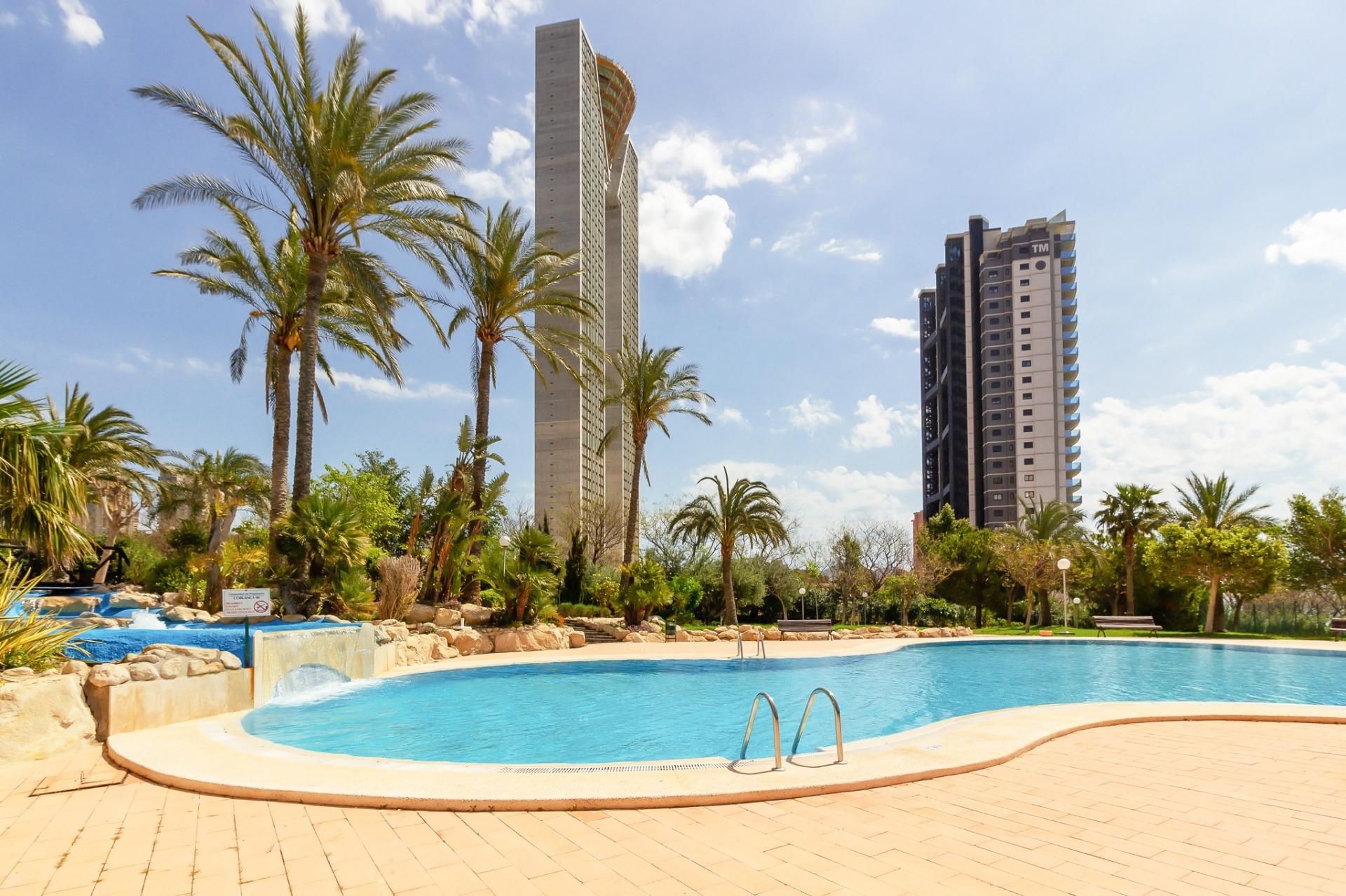Piscina de Àtic en venda en Benidorm amb Calefacció, Jardí privat i Terrassa