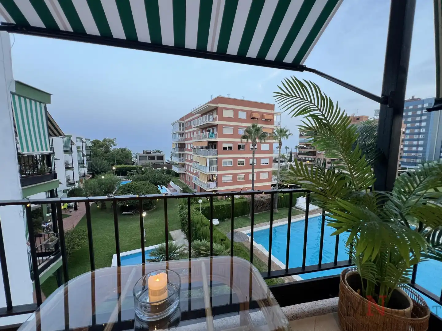 Vista exterior de Apartament en venda en Castellón de la Plana / Castelló de la Plana amb Aire condicionat, Calefacció i Terrassa