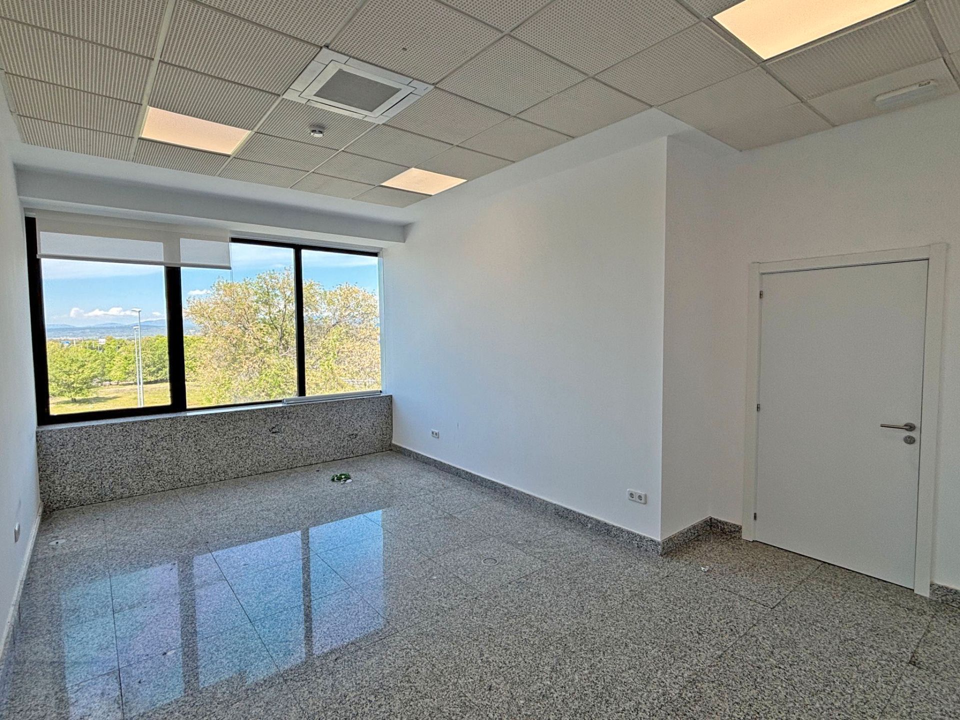 Oficina de alquiler en Calle Dublín, 1, Europolis