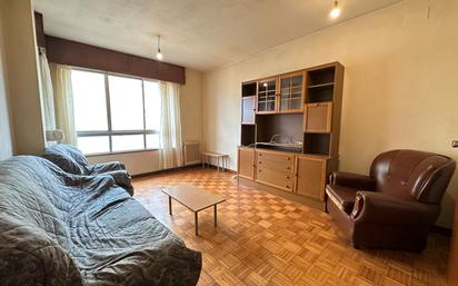 Living room of Flat for sale in Santiago de Compostela   with Heating, Storage room and Furnished