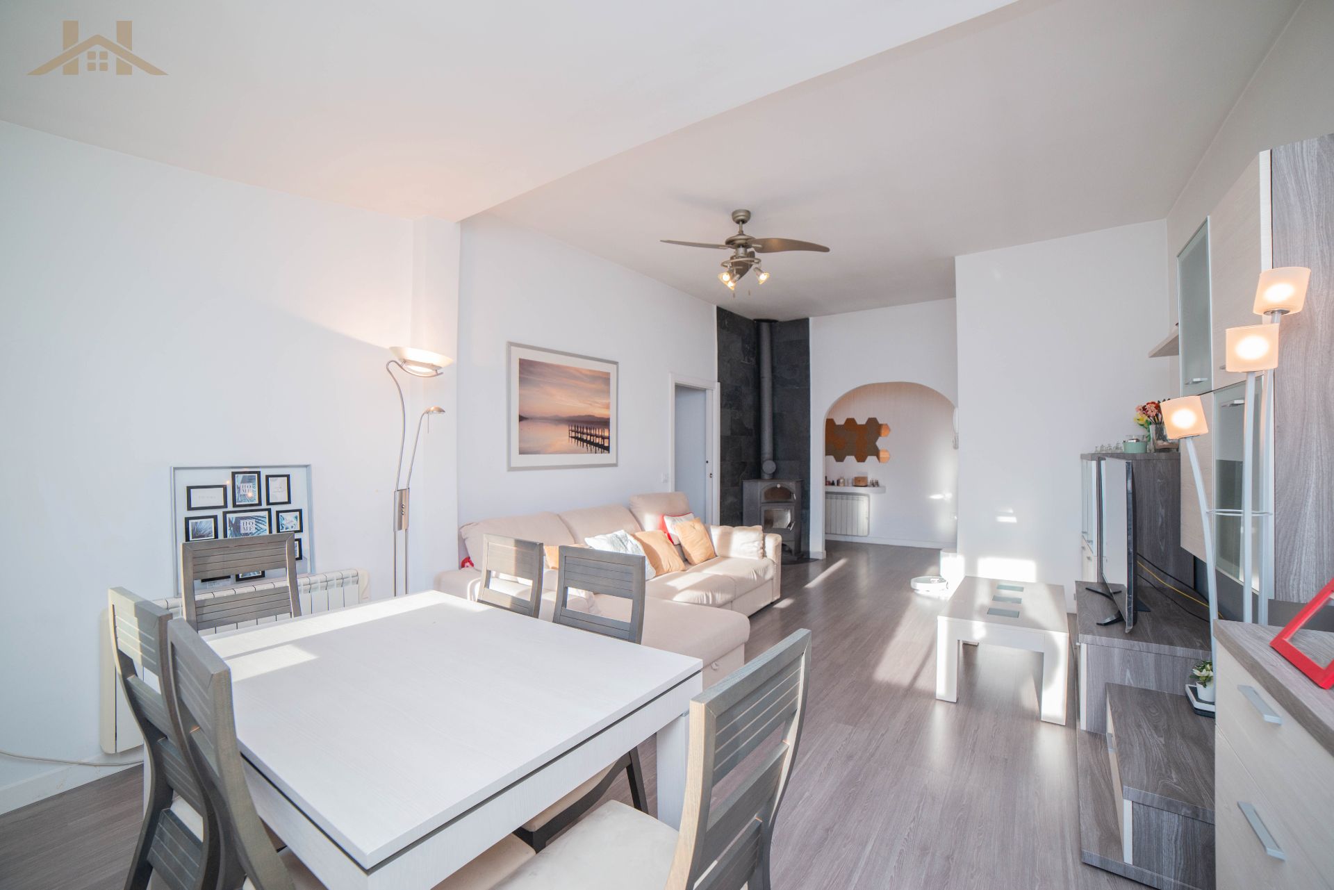 Sala d'estar de Casa adosada en venda en Brunete amb Terrassa i Traster