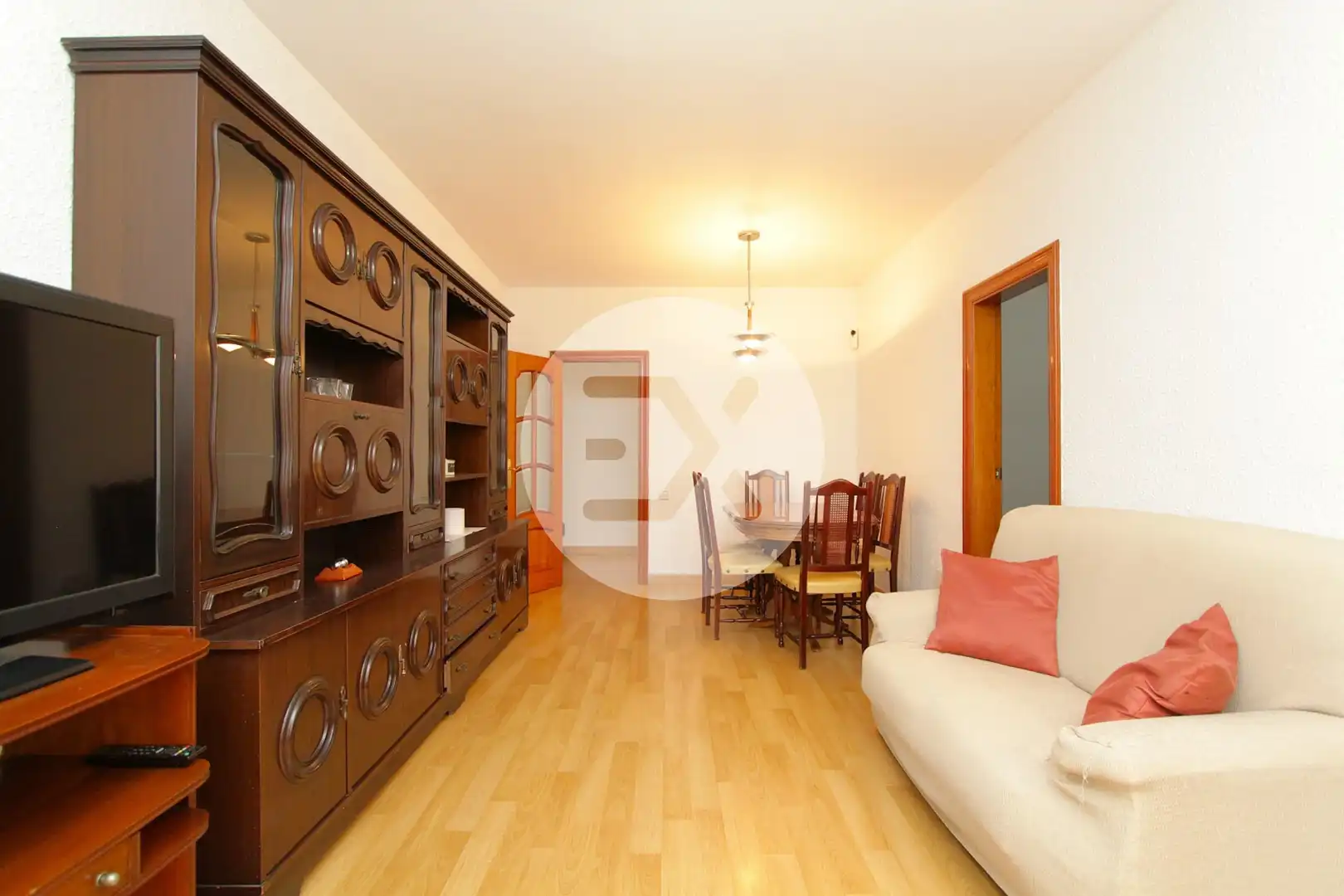 Wohnzimmer von Wohnung zum Verkauf in Castelldefels mit Parkett, Ofen und Balkon