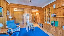 Dormitori de Apartament en venda en Alp amb Terrassa