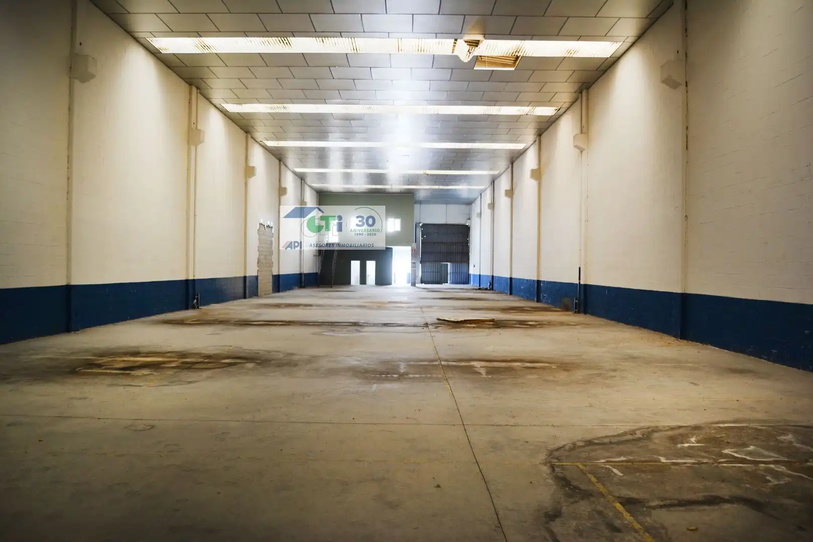 Industrial buildings for rent in La Puebla de Alfindén