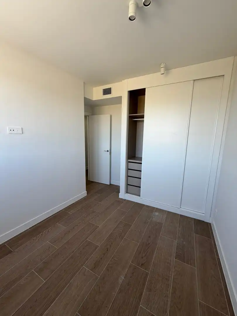 Schlafzimmer von Wohnung zur Miete in Tres Cantos mit Heizung, Terrasse und Balkon