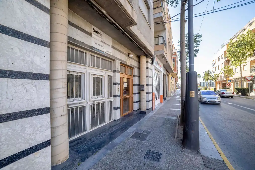 Locale commerciale in vendita a Av. Calvo Sotelo, imagen 3