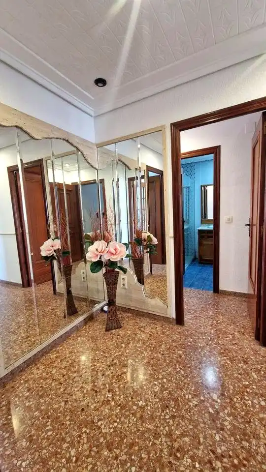 Baño de Piso en venta en Alfara del Patriarca con Aire acondicionado, Trastero y Amueblado