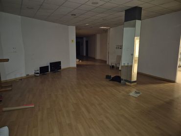 Local comercial en venda a Calle Sol