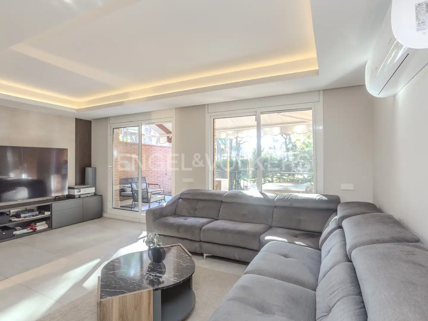 Sala d'estar de Casa o xalet de lloguer en Gavà amb Aire condicionat, Calefacció i Jardí privat