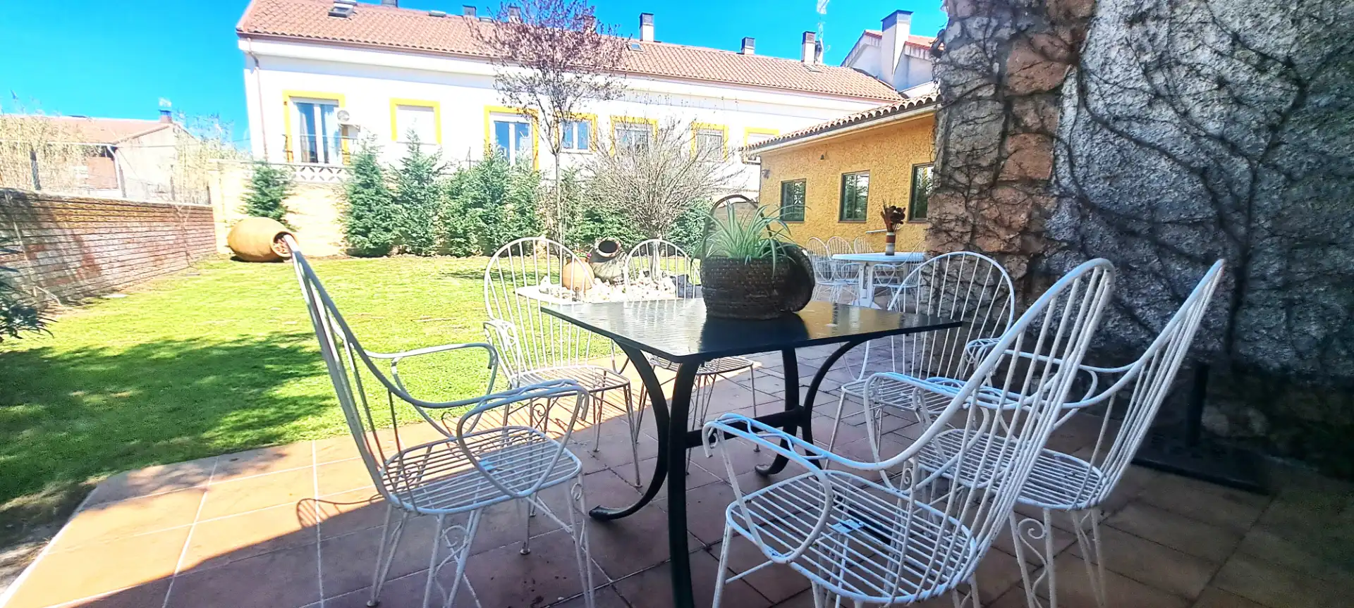 Terrassa de Casa o xalet en venda en Talamanca de Jarama amb Calefacció, Jardí privat i Forn