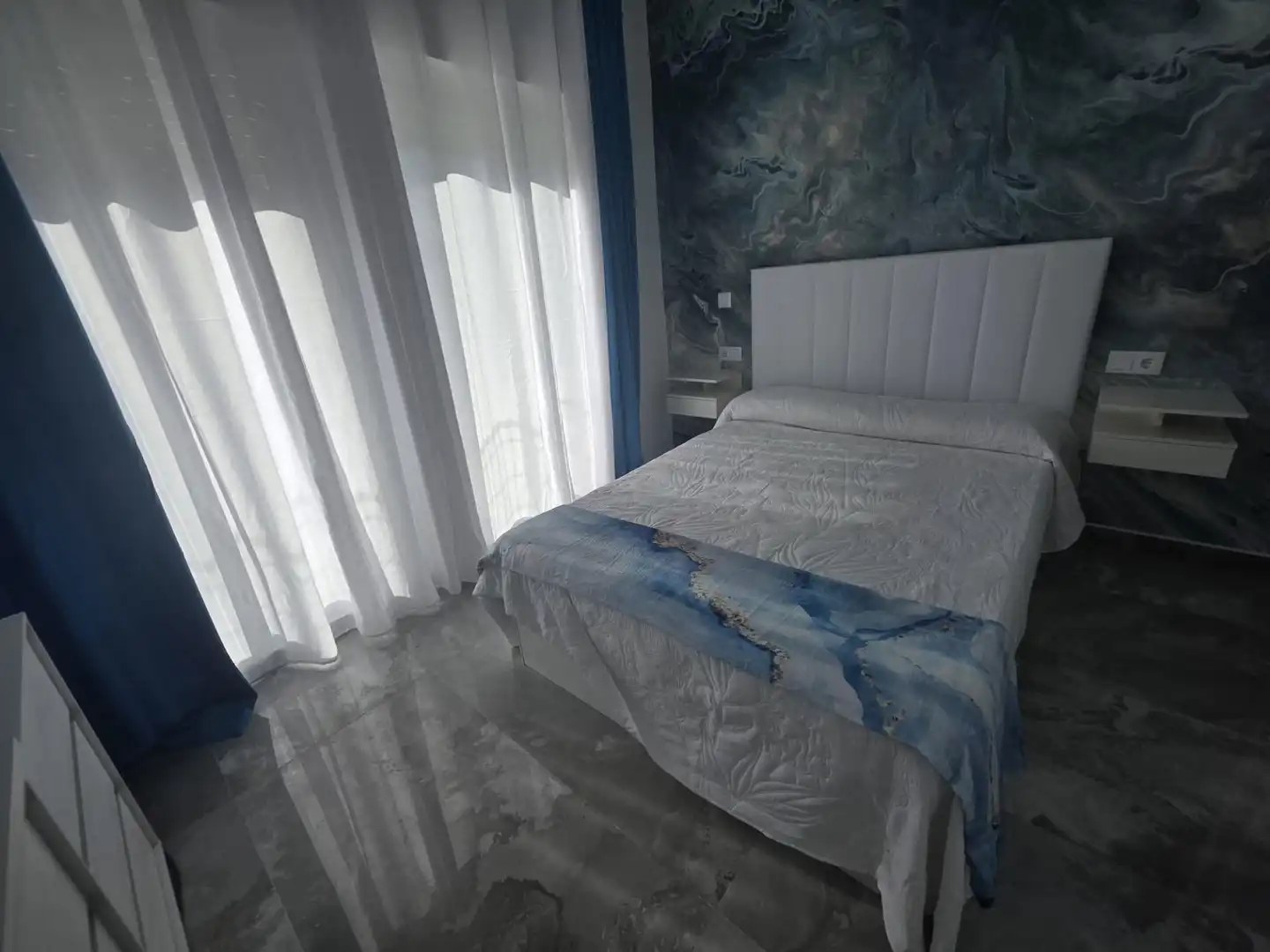 Habitación de Piso en venta en Benidorm con Aire acondicionado, Calefacción y Jardín privado