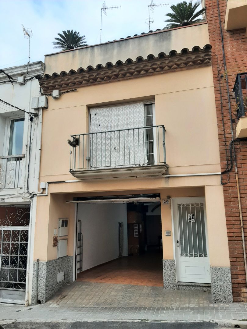 Haus oder Chalet zum Verkauf in Carrer Sant Julià, Nucli Urbà