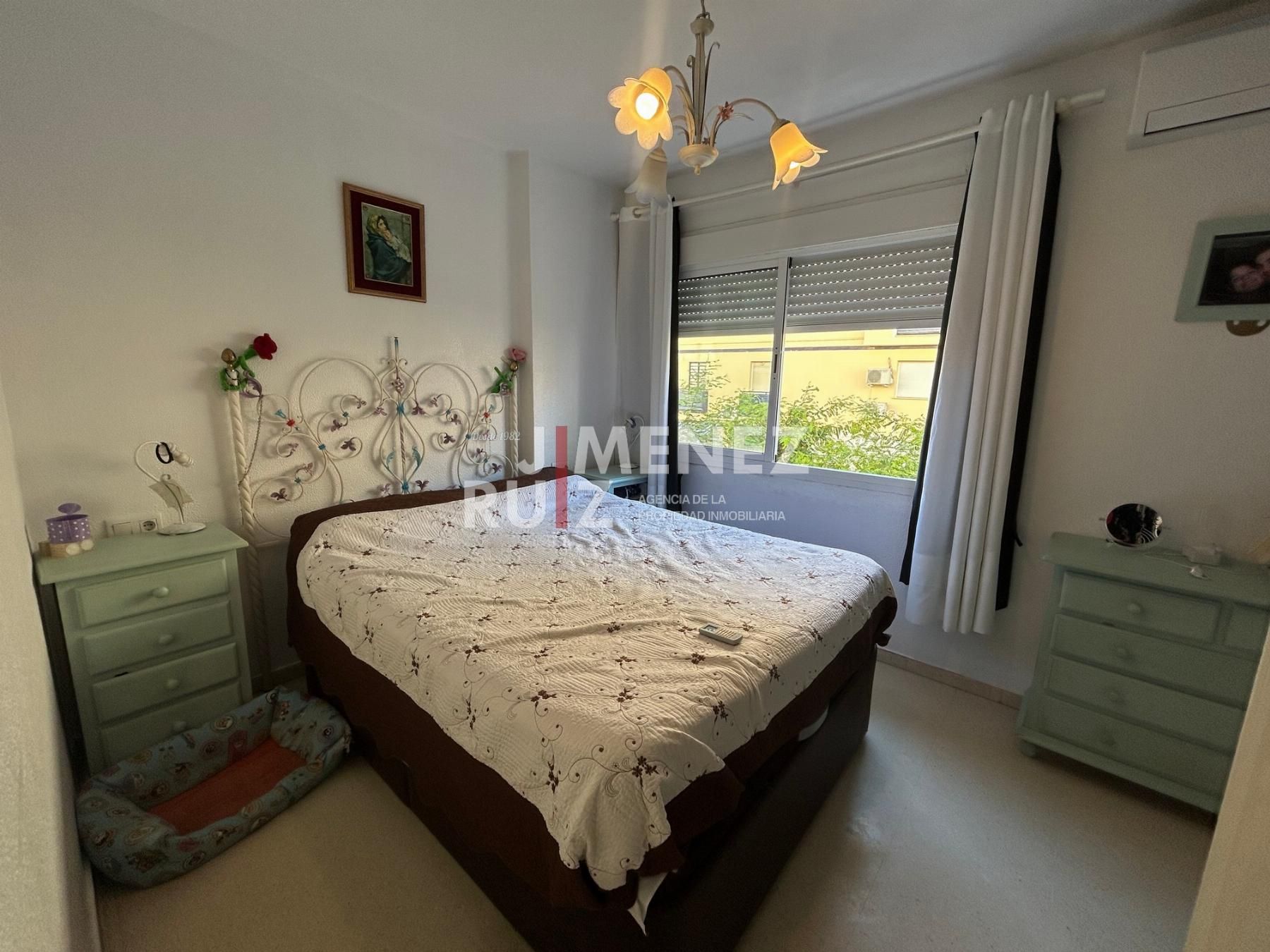 Bedroom of Flat for sale in El Puerto de Santa María  with Air Conditioner, Terrace and Storage room