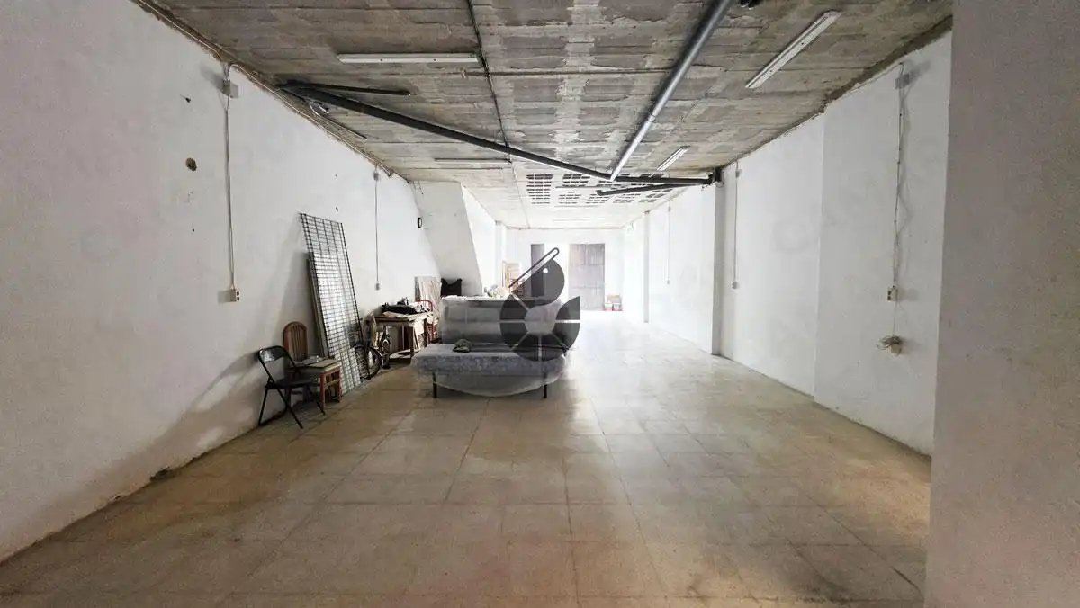 Gewerbefläche zum Verkauf in Coria del Río, imagen 3
