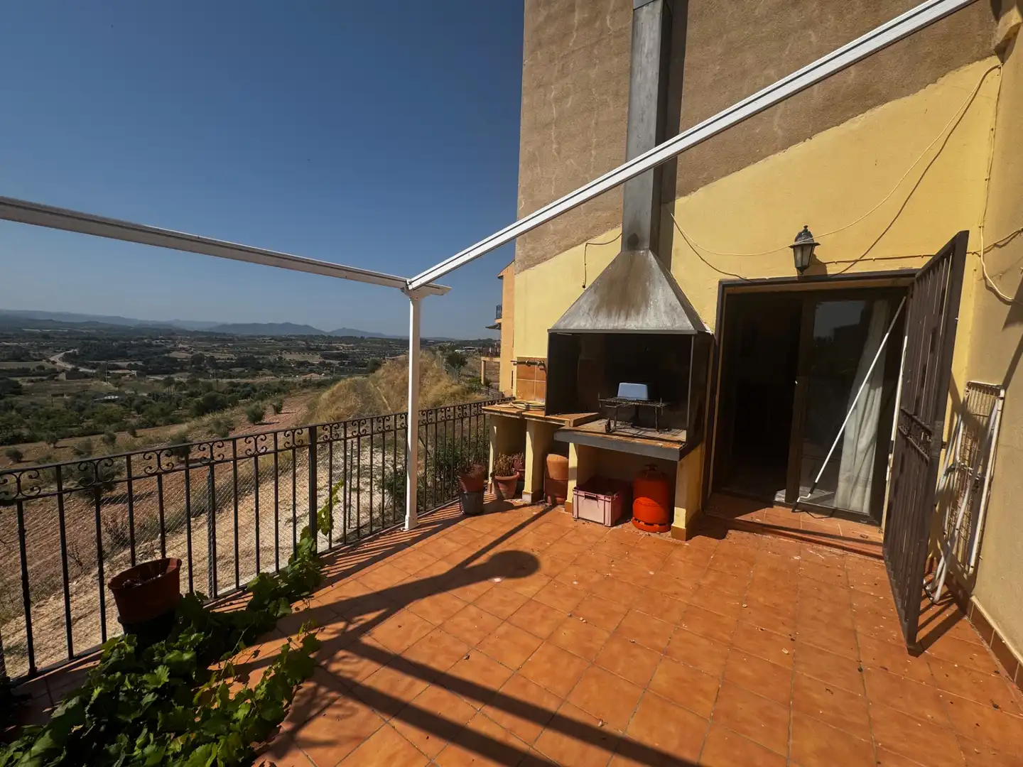 Terrace of Country homes for sale in Cretas  with Heating, Private garden and Terrace