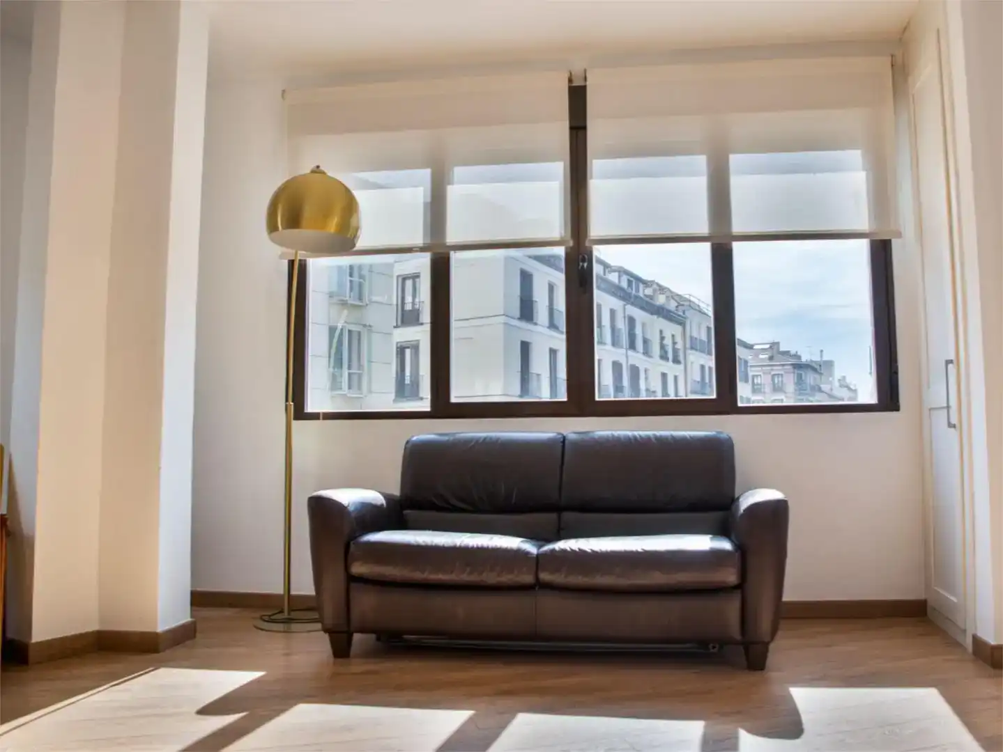 Sala d'estar de Loft de lloguer en Madrid amb Aire condicionat, Parquet i Traster