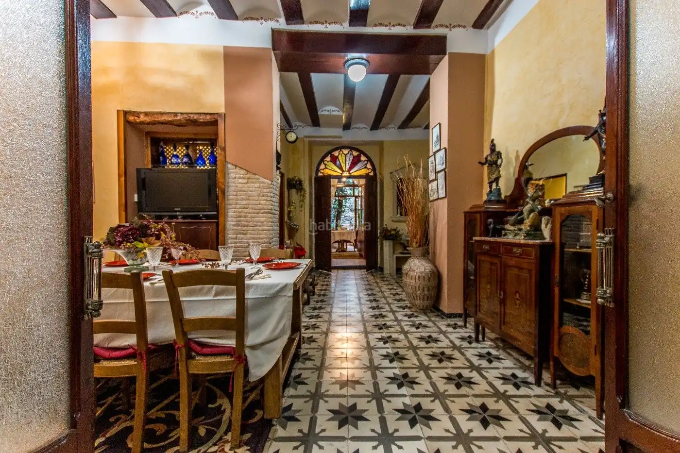 Adosado con jardín en venta en Carrer Professora Amparo Buso Bueno 1, imagen 2