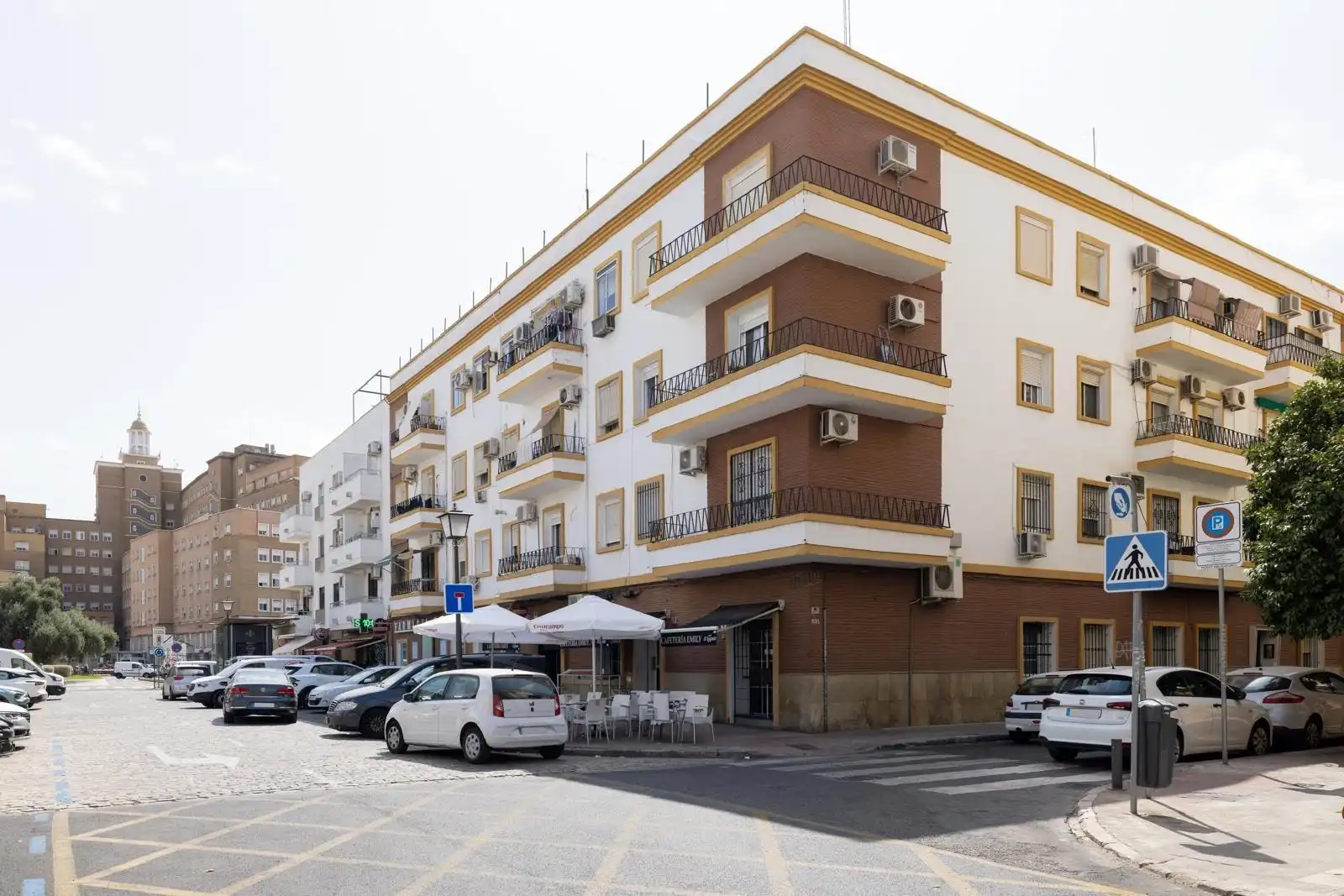 Vista exterior de Pis en venda en Sur