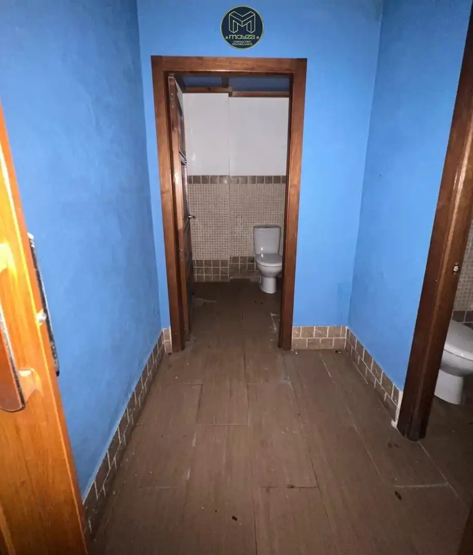 Badezimmer von Geschaftsraum zum Verkauf in Jaén