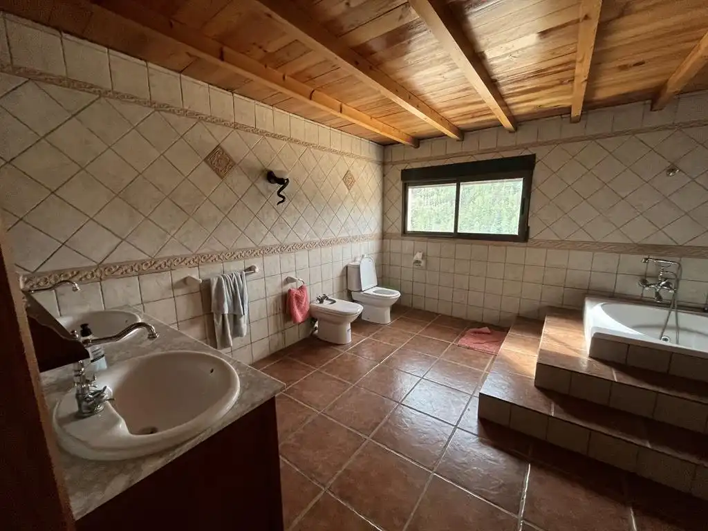 Baño de Terreno en venta en Vianos