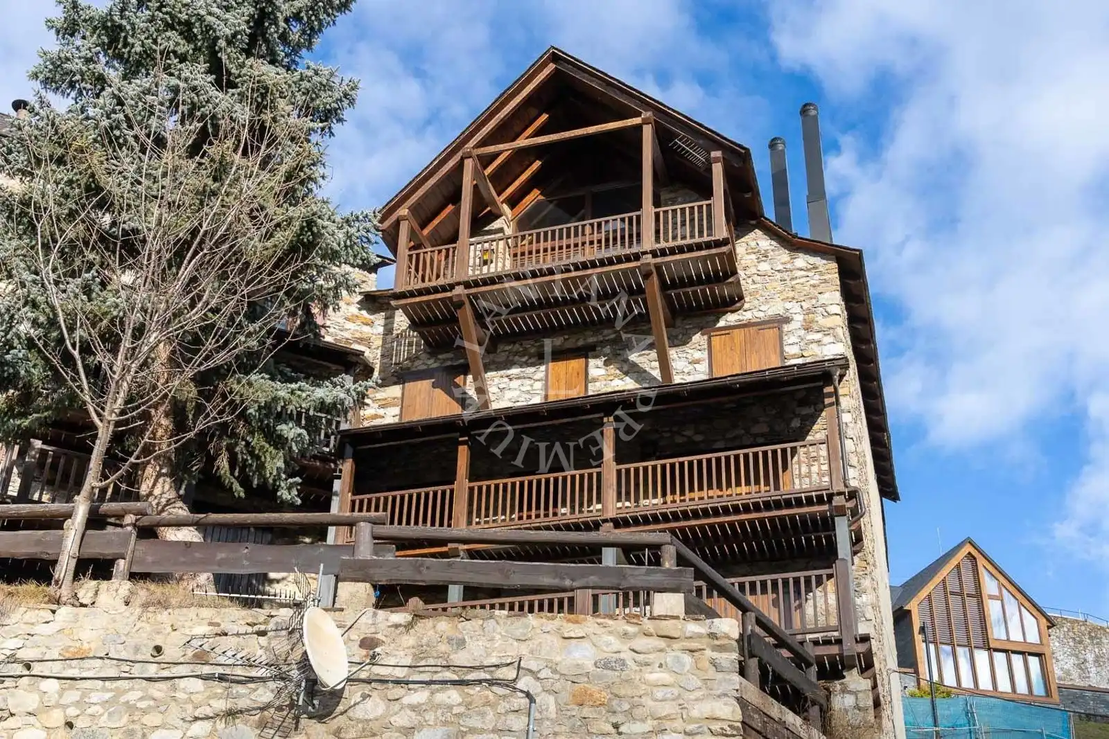 Vista exterior de Casa o chalet en venta en Naut Aran con Calefacción, Parquet y Terraza