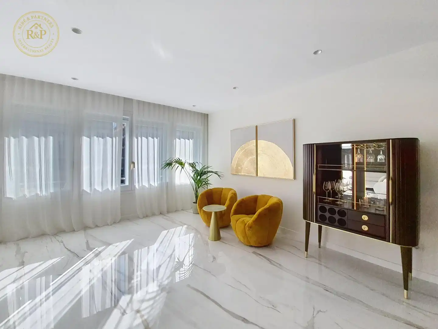 Living room of Flat for sale in Barcelona  with Heating, Storage room and Swimming Pool