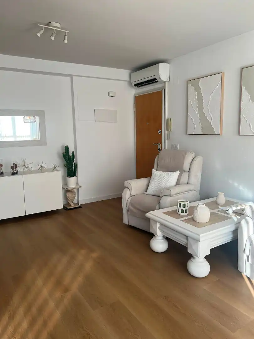 Piso con terraza en venta en Carrer Doctor Miguel Vivó 14