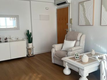 Flat with balcony for sale in Carrer Doctor Miguel Vivó 14
