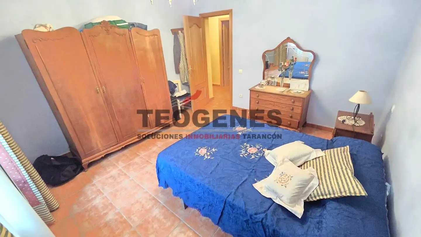 Dormitori de Casa o xalet en venda en Zarza de Tajo amb Aire condicionat i Calefacció