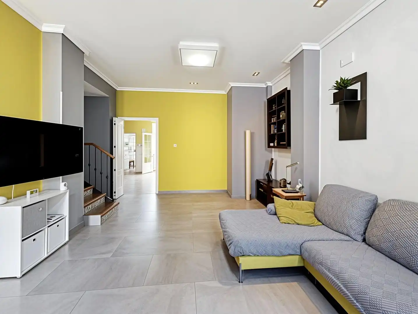 Living room of Houses for sale in Valencia  with Air Conditioner, Heating and Parquet flooring