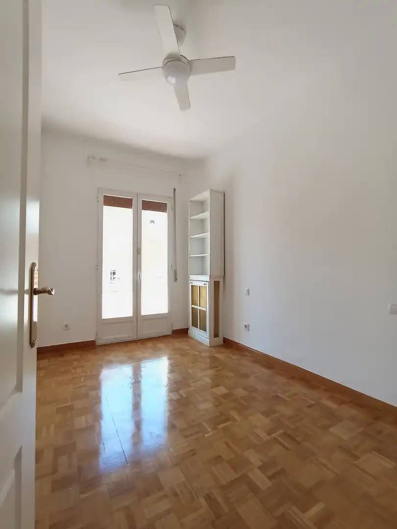 Habitación de Piso de alquiler en Madrid con Aire acondicionado, Calefacción y Parquet