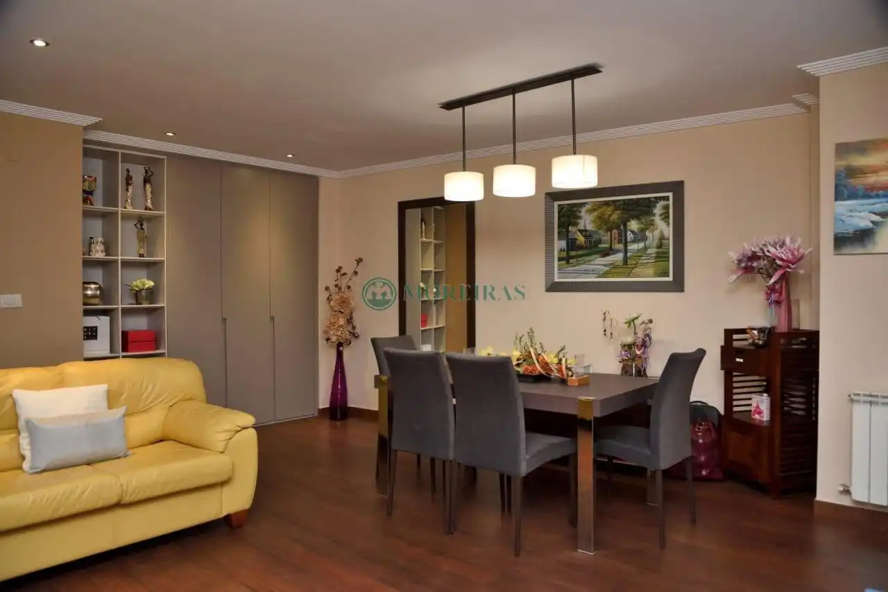 Esszimmer von Wohnung zum Verkauf in Ourense Capital  mit Heizung, Abstellraum und Balkon