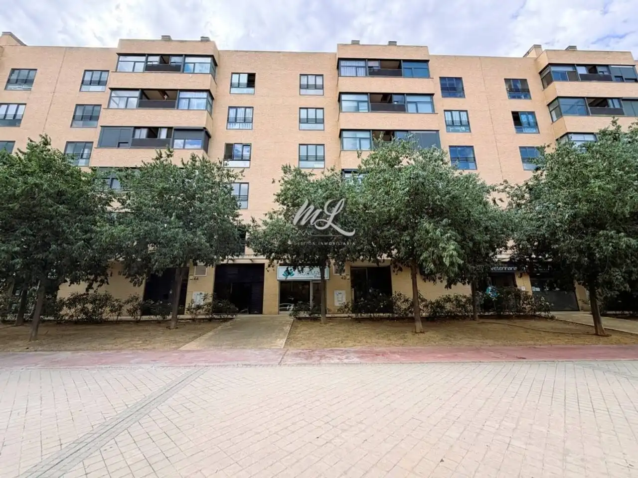 Vista exterior de Local en venta en Toledo
