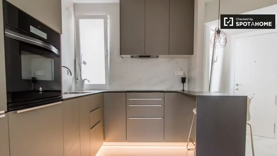 Cocina de Piso de alquiler en Valencia con Aire acondicionado, Calefacción y Amueblado