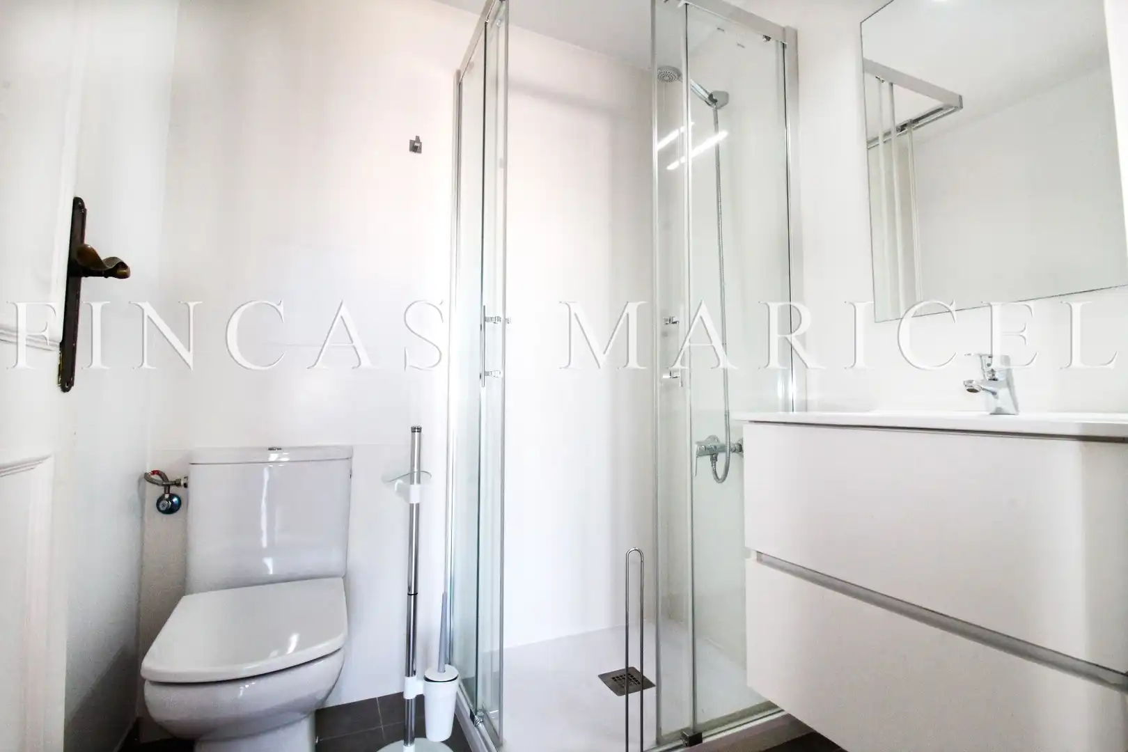 Baño de Ático de alquiler en Sitges con Aire acondicionado, Calefacción y Terraza