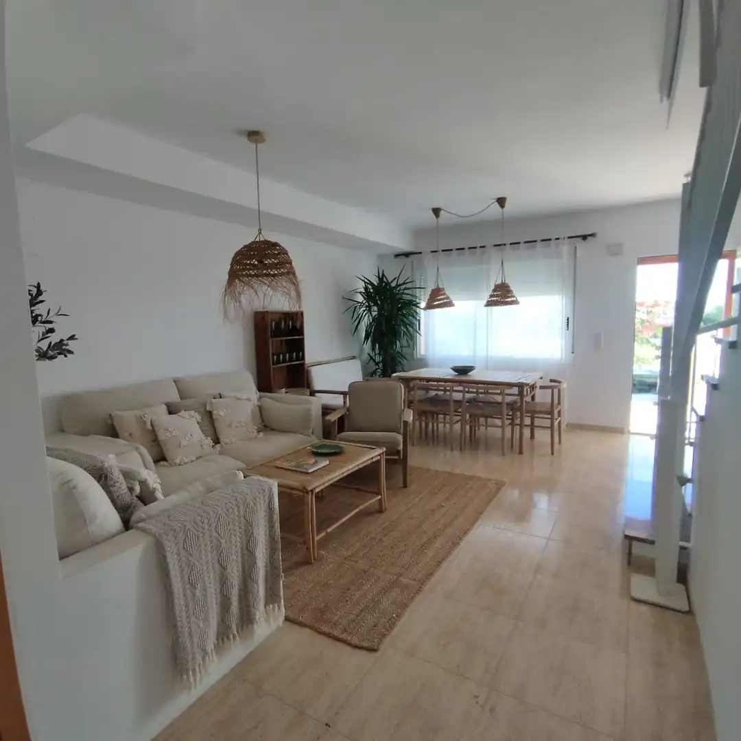 Sala d'estar de Casa adosada en venda en Sueca
