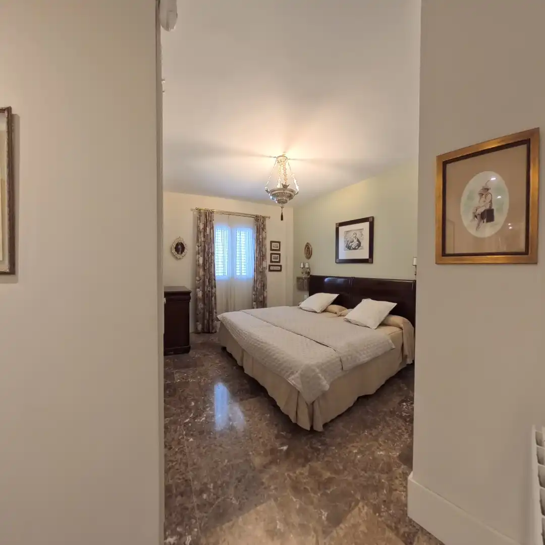 Habitación de Piso en venta en Sevilla con Aire acondicionado, Calefacción y Trastero